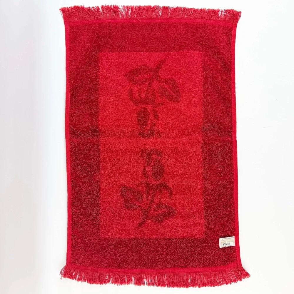 Vintage Sears Royal Touch Floral Hand Towel Granny Core Red Rose Fringe